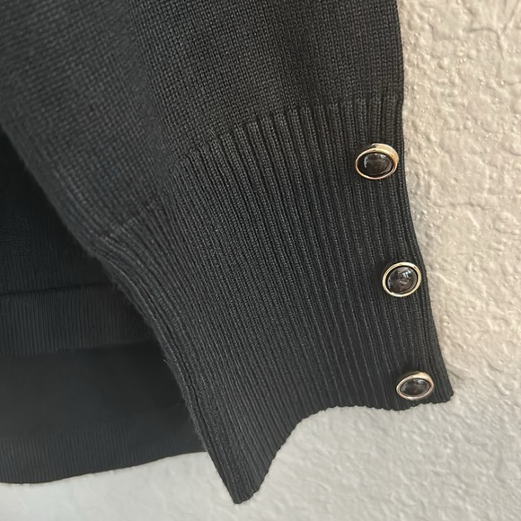 Cute high/low lightweight sweater - Picture 3 of 7